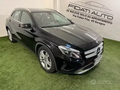 Begagnad Mercedes GLA200 136 HK (100 kW) 2015 Svart SUV