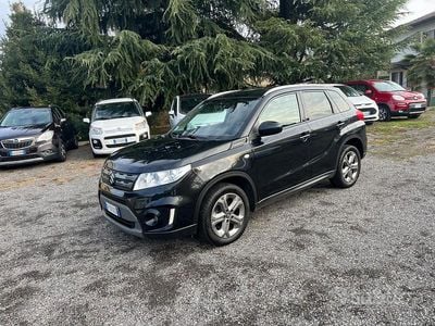 Usata Suzuki Vitara 120 CV (88 kW) 2018 Nero SUV