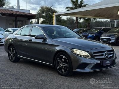 Usata Mercedes C220 194 CV (142 kW) 2019 Grigio Berlina