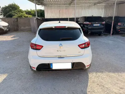 Usata Renault Clio IV Zen 75 CV (55 kW) 2017 Bianco Berlina