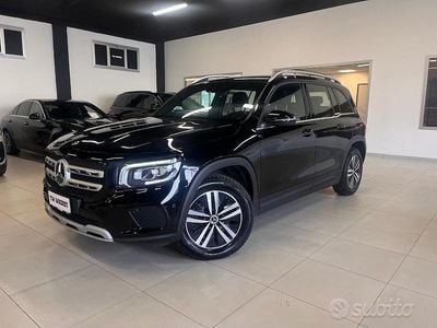 Usata Mercedes GLB200 Business 150 CV (110 kW) 2021 Nero SUV