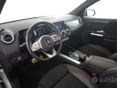 Usata Mercedes GLA180 116 CV (85 kW) 2022 Grigio SUV