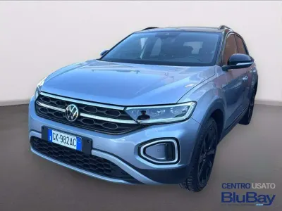 Usata VW T-Roc Style 150 CV (110 kW) 2022 Grigio SUV