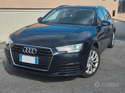 Usata Audi A4 Business 150 CV (110 kW) 2017 Blu Station wagon