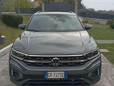 Usata VW T-Roc R-line 150 CV (110 kW) 2024 Grigio SUV