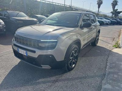 Usata Jeep Avenger Summit 101 CV (74 kW) 2025 Beige SUV