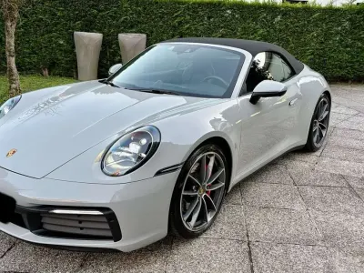 Usata Porsche 992 450 CV (330 kW) 2022 Cabrio