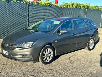 Usata Opel Astra Business 110 CV (80 kW) 2019 Grigio Station wagon