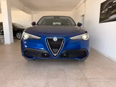 Usata Alfa Romeo Stelvio 190 CV (139 kW) 2021 Blu SUV