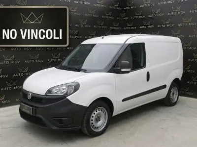Usata Fiat Doblò Lounge 105 CV (77 kW) 2020 Bianco Monovolume
