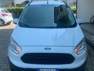 Usata Ford Transit 2017 Bianco SUV