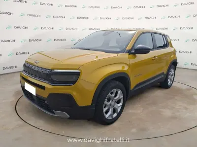 Usata Jeep Avenger Summit 101 CV (74 kW) 2023 Oro SUV