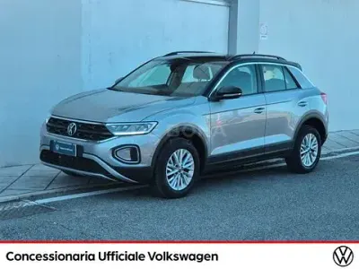 Usata VW T-Roc Life 150 CV (110 kW) 2025 Grigio SUV