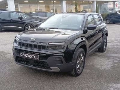 Nuova Jeep Avenger Longitude 101 CV (74 kW) 2025 Nero volcano metallizzato SUV