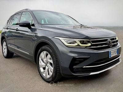 Usata VW Tiguan Elegance 150 CV (110 kW) 2022 Grigio SUV