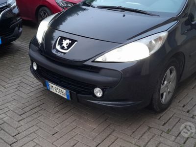 usata Peugeot 207 meccanica e carrozzeria perfette