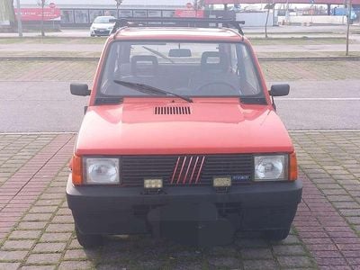 Usata Fiat Panda Young 34 CV (25 kW) 1990 Rosso Berlina