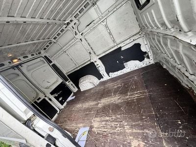 Usata Peugeot Boxer 2011 Furgone