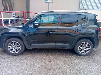 Usata Jeep Renegade 120 CV (88 kW) 2015 Nero SUV