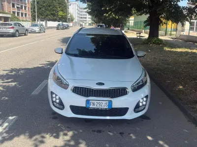 Usata Kia Ceed Sportswagon GT-Line 110 CV (80 kW) 2018 Bianco Station wagon