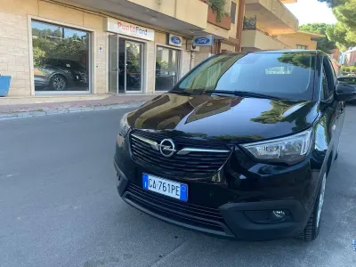 Usata Opel Crossland X S 102 CV (75 kW) 2020 Nero SUV