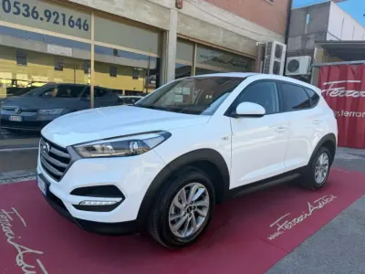 Usata Hyundai Tucson Comfort 116 CV (85 kW) 2018 Bianco SUV