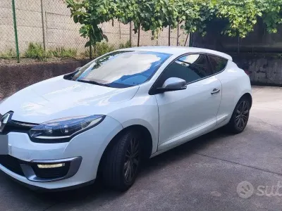 Usata Renault Mégane Coupé 131 CV (96 kW) 2014 Bianco Coupé