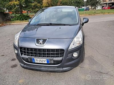 Usata Peugeot 3008 Business-Line 111 CV (81 kW) 2012 Grigio Station wagon