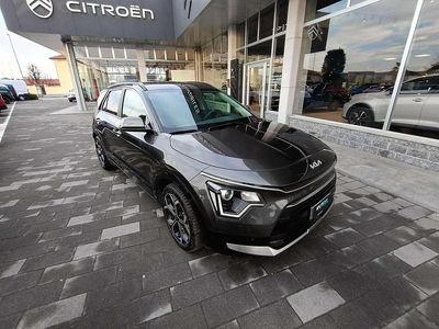 Usata Kia Niro Style 105 CV (77 kW) 2023 Platinum grey SUV