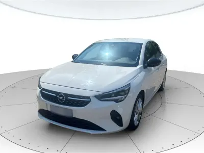 Usata Opel Corsa Elegance 101 CV (74 kW) 2023 Bianco Utilitaria