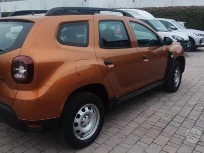 Usata Dacia Duster Essentiel 115 CV (84 kW) 2019 Oro SUV