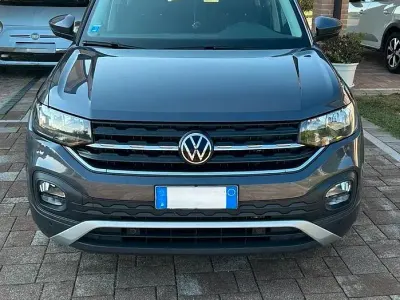 Usata VW T-Cross Style 110 CV (80 kW) 2023 Grigio SUV