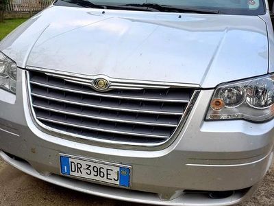 Usata Chrysler Grand Voyager 163 CV (119 kW) 2008 Grigio Monovolume