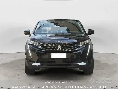 Usata Peugeot 3008 Allure 131 CV (96 kW) 2022 Nero SUV