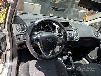 Usata Ford Fiesta 92 CV (67 kW) 2014 Berlina