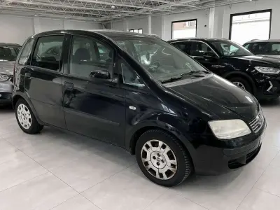 Usata Fiat Idea Active 95 CV (69 kW) 2011 Grigio Monovolume