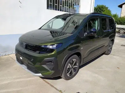 Nuova Peugeot Rifter Allure 101 CV (74 kW) 2026 Verde Monovolume