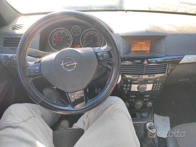Usata Opel Astra GTC 2007 Coupé