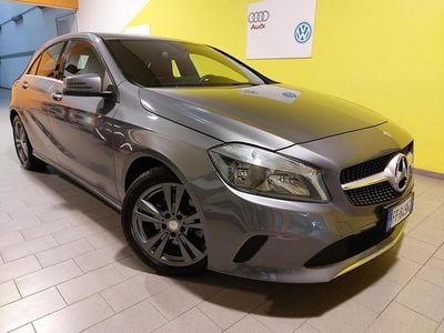 Giallo Usata 2016 Mercedes A160 Berlina | 12.500 € (Buon prezzo)
