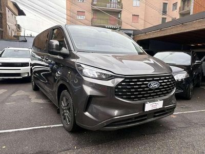 Nuova Ford Tourneo Titanium 170 CV (125 kW) 2025 Grigio Monovolume