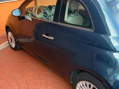 Usata Fiat 500 Lounge 69 CV (50 kW) 2013 Blu/azzurro Utilitaria