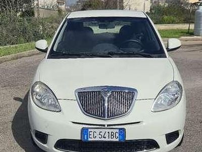 Usata Lancia Ypsilon 69 CV (50 kW) 2010 Bianco Utilitaria