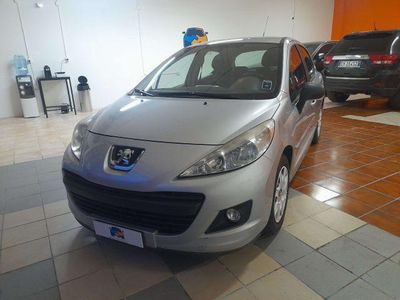 usata Peugeot 207 2075p 1.4 8v Energie 75cv - Neopatentati