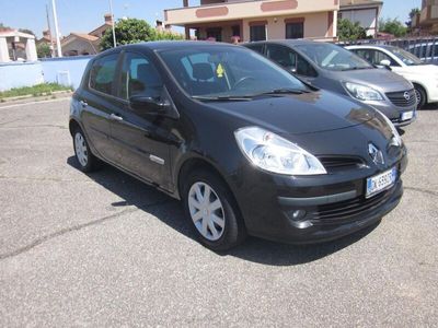 usata Renault Clio 1.2 16V 5 porte Rip Curl