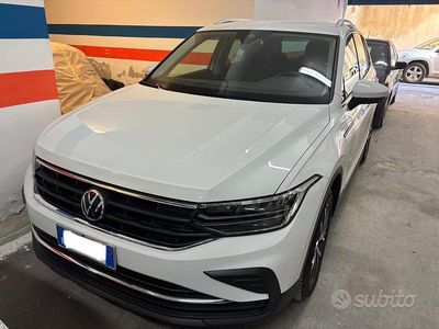 Usata VW Tiguan Life 150 CV (110 kW) 2021 Bianco SUV