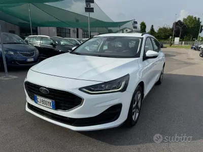 Usata Ford Focus Business Edition 120 CV (88 kW) 2022 Bianco Station wagon