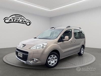Usata Peugeot Partner Tepee Outdoor 92 CV (67 kW) 2012 Bronzo Monovolume