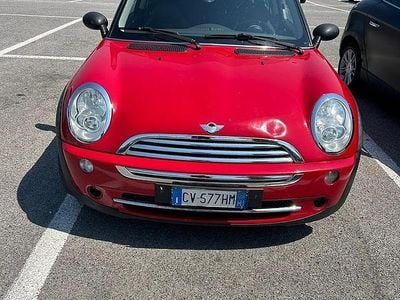 Usata Mini Cooper 2004 Rosso Utilitaria
