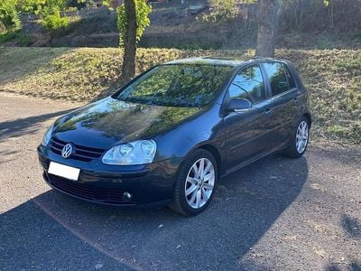 Begagnad VW Golf V Sportline 116 HK (85 kW) 2007 Blå Sedan