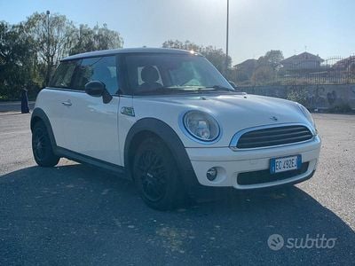 Usata Mini ONE 75 CV (55 kW) 2010 Bianco Utilitaria